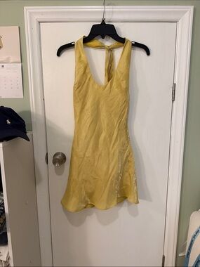 NWT Lulu's Butter Yellow Halter Mini Dress with Tie-Back
